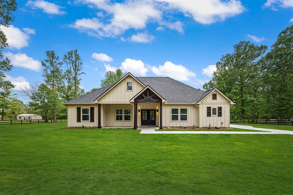 692 County Road 6474, Dayton, Texas image 1