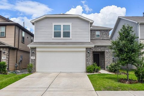 Single Family Residence in Houston TX 13034 Mills Grove Drive.jpg