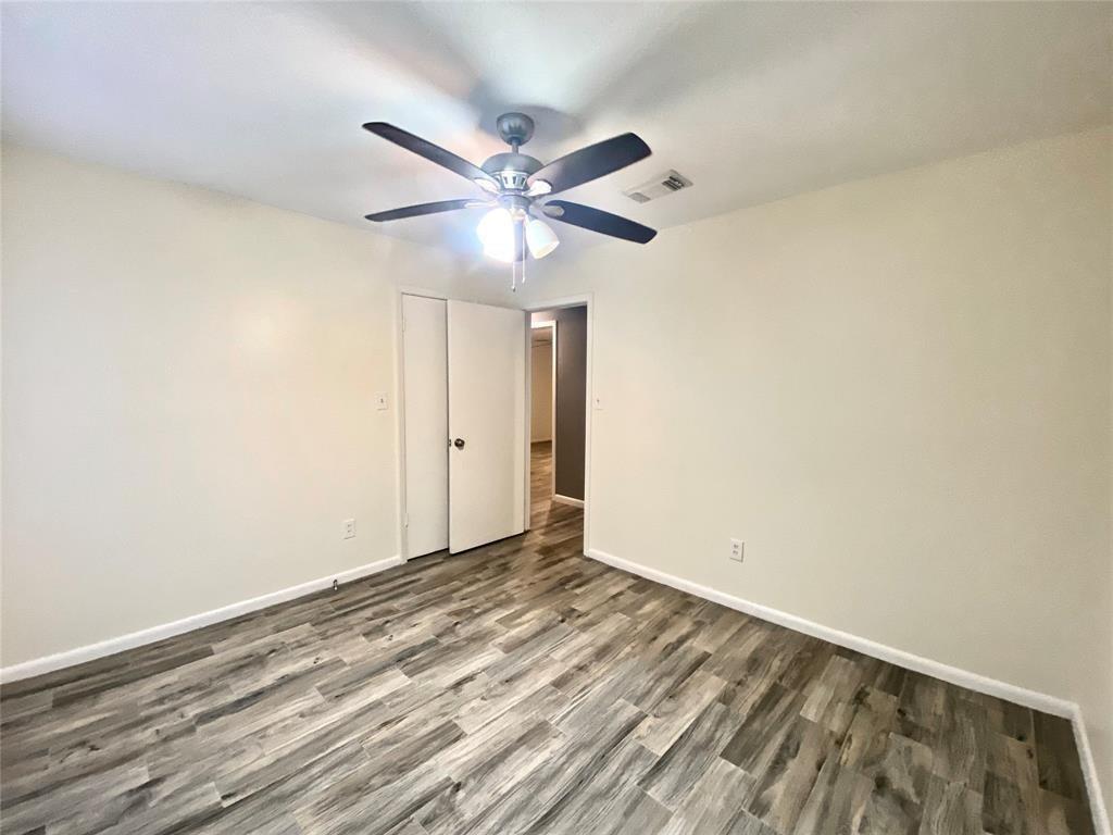 1312 Bay Ridge Boulevard, Bay City, Texas image 8