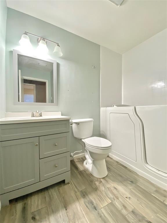 1312 Bay Ridge Boulevard, Bay City, Texas image 10