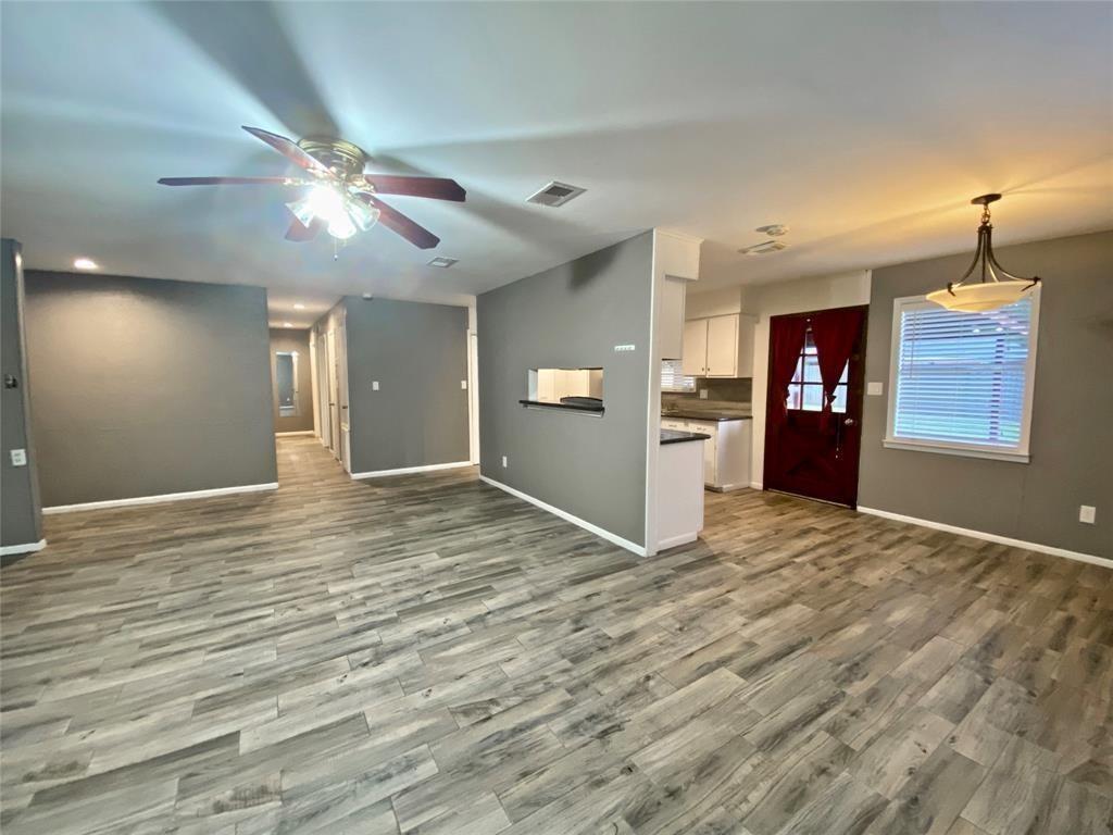 1312 Bay Ridge Boulevard, Bay City, Texas image 6