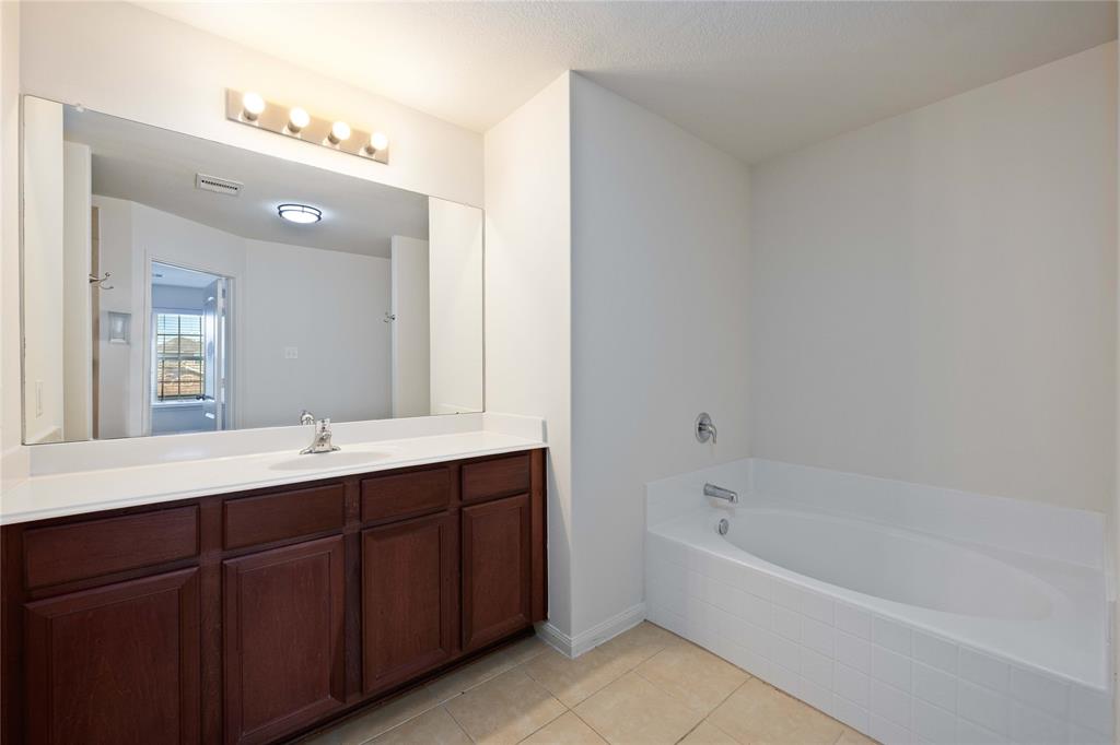 20519 Humble Brook Drive, Humble, Texas image 12
