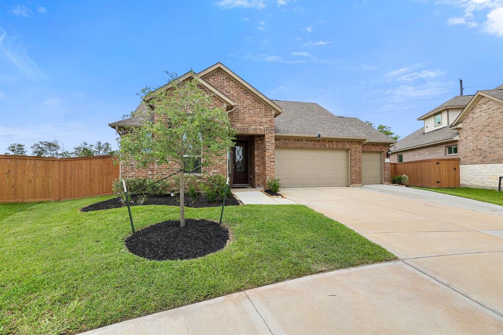 1601 Diamond Mountain Drive, Rosharon, Texas image 4