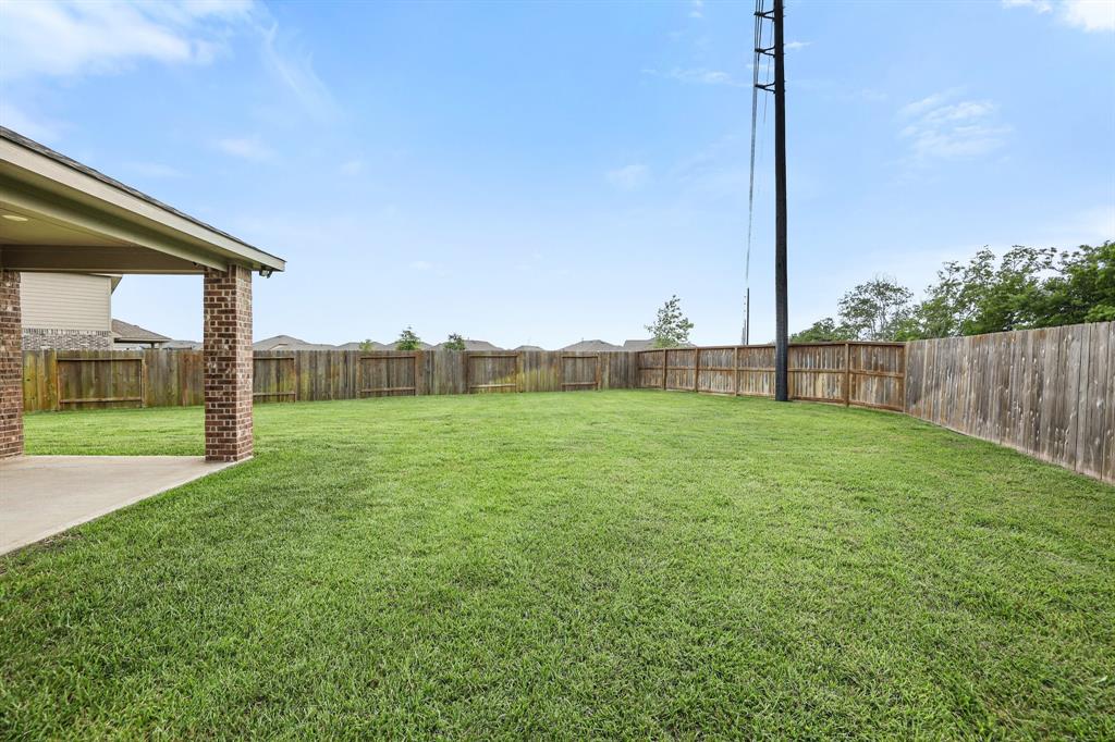 1601 Diamond Mountain Drive, Rosharon, Texas image 35