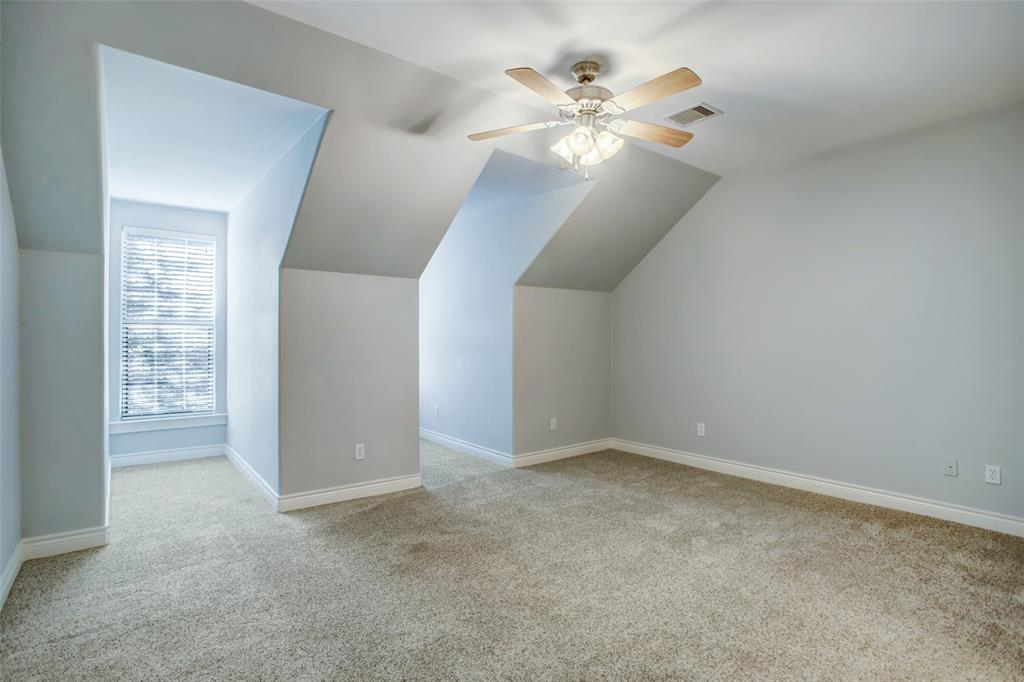 9026 Lakes At 610 Drive, Houston, Texas image 29