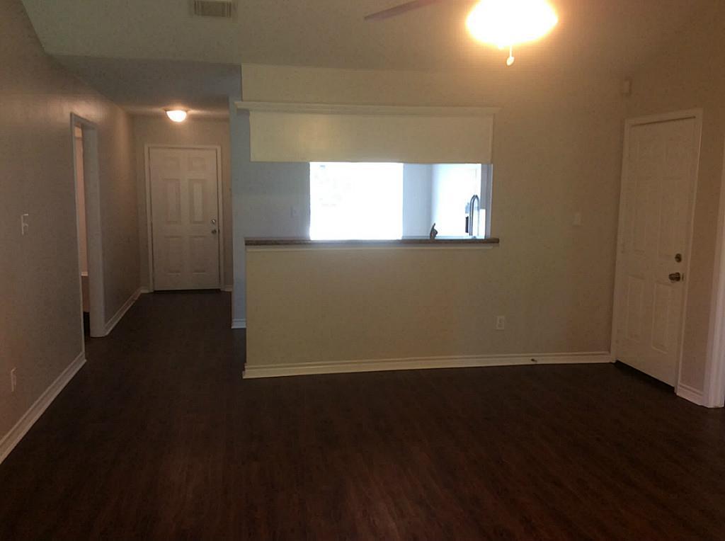 5 Lazybrook Street, Angleton, Texas image 7