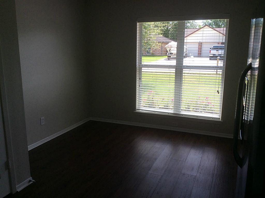 5 Lazybrook Street, Angleton, Texas image 5