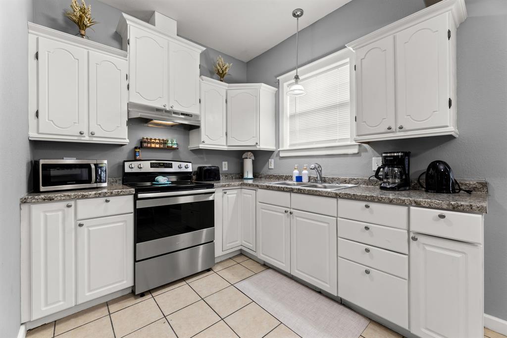 2727 Avenue K, Galveston, Texas image 17