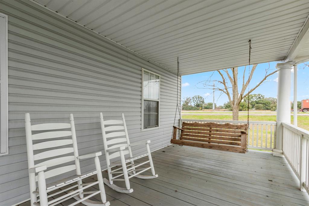 102 Camp Street, Alleyton, Texas image 6