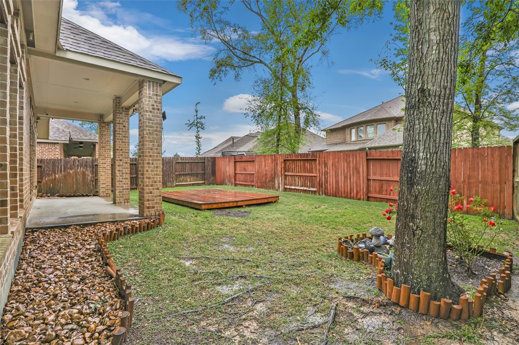 16802 Hemlock Grove Drive, Humble, Texas image 37