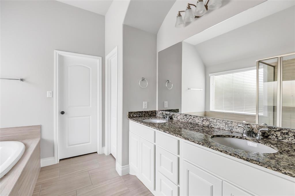 16802 Hemlock Grove Drive, Humble, Texas image 29