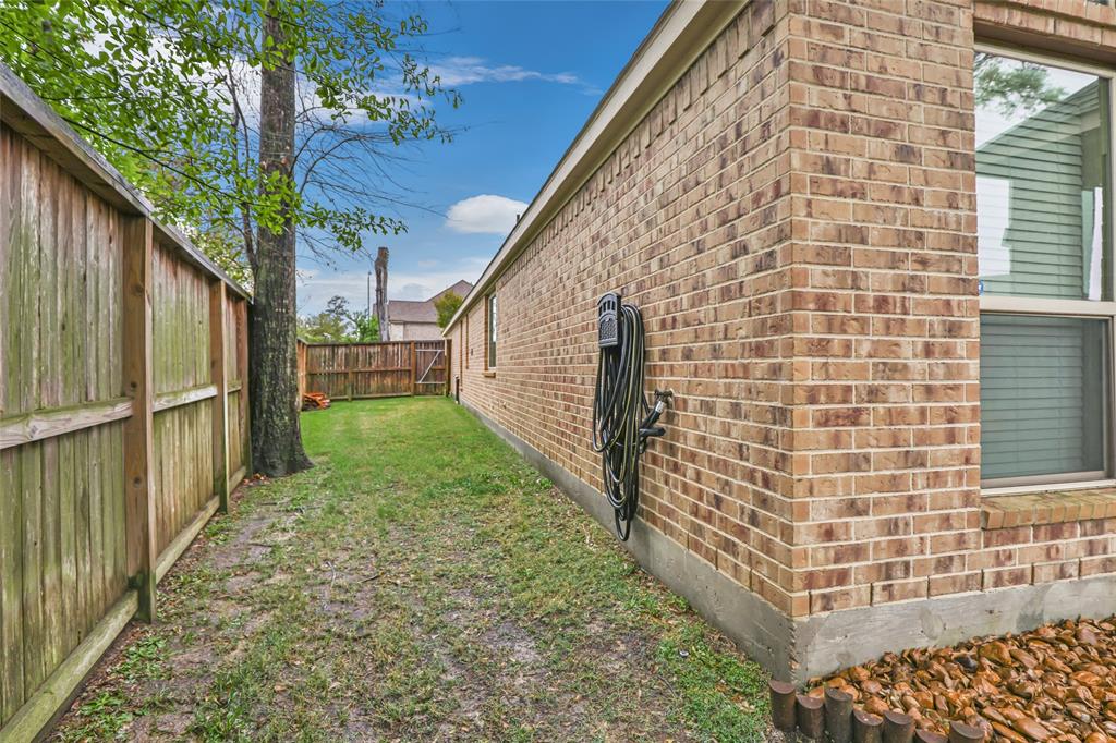 16802 Hemlock Grove Drive, Humble, Texas image 36