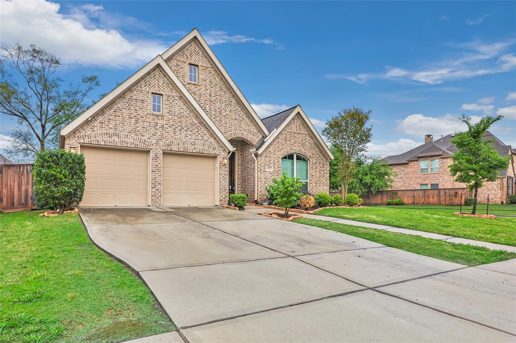 16802 Hemlock Grove Drive, Humble, Texas image 2
