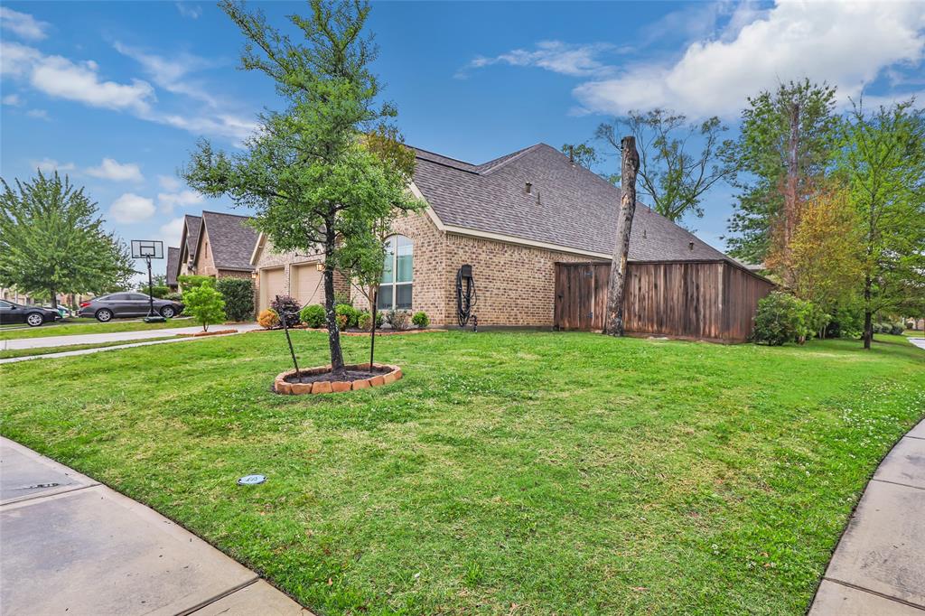 16802 Hemlock Grove Drive, Humble, Texas image 3