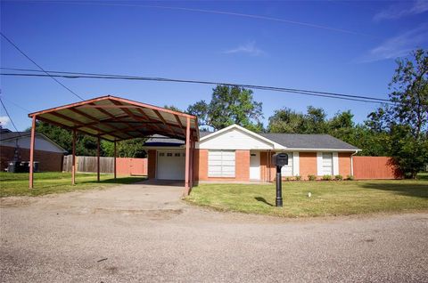 A home in Alvin