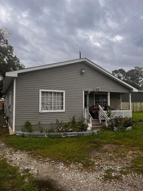 9710 Valiant Drive, Houston, Texas image 2