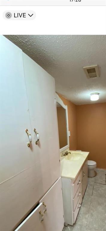 9710 Valiant Drive, Houston, Texas image 16