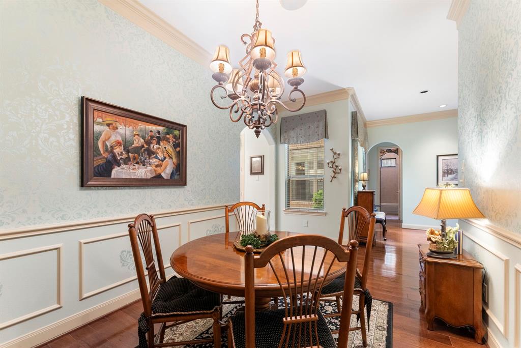 30 Mill Point Place, The Woodlands, Texas image 12