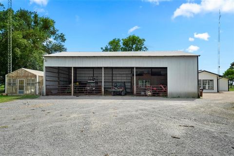 A home in Hearne