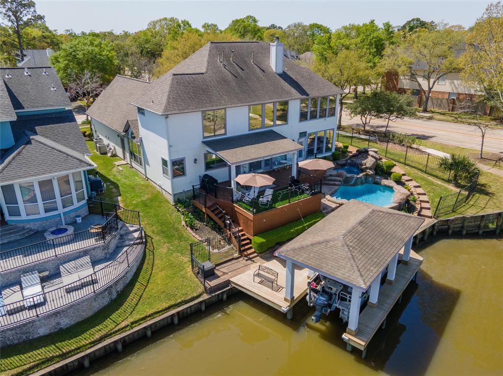 2534 De Four Trace, Seabrook, Texas image 2