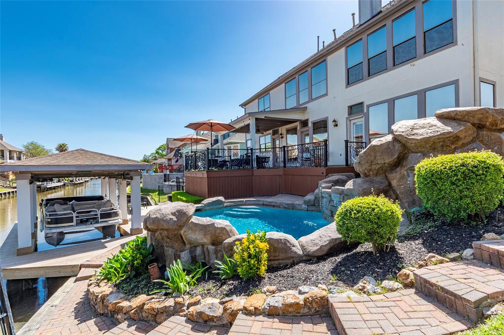 2534 De Four Trace, Seabrook, Texas image 3