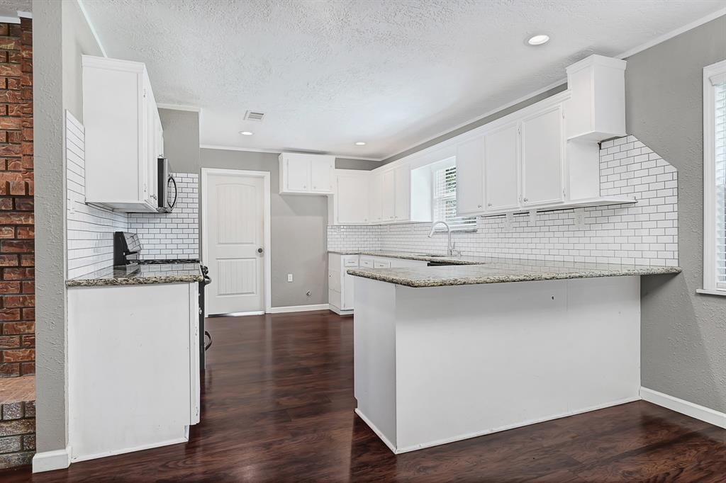 1903 Round Wind Trail, Crosby, Texas image 10