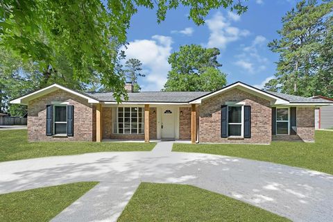 1903 Round Wind Trail Crosby TX 77532