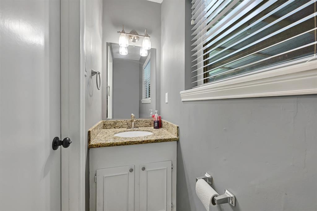 1903 Round Wind Trail, Crosby, Texas image 16