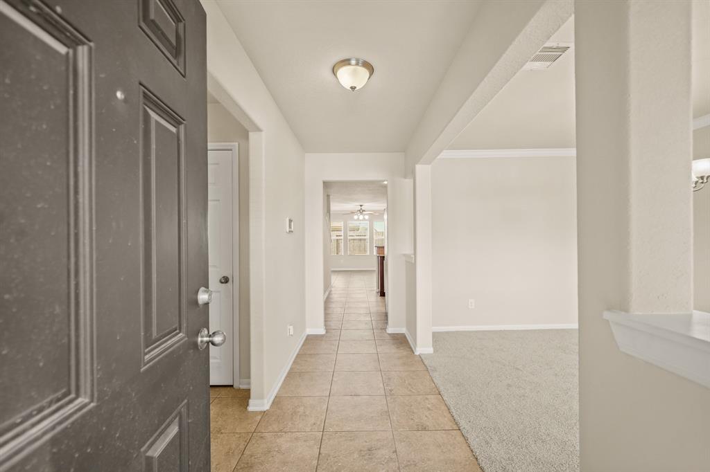 2210 Forest Floor Court, Rosenberg, Texas image 5