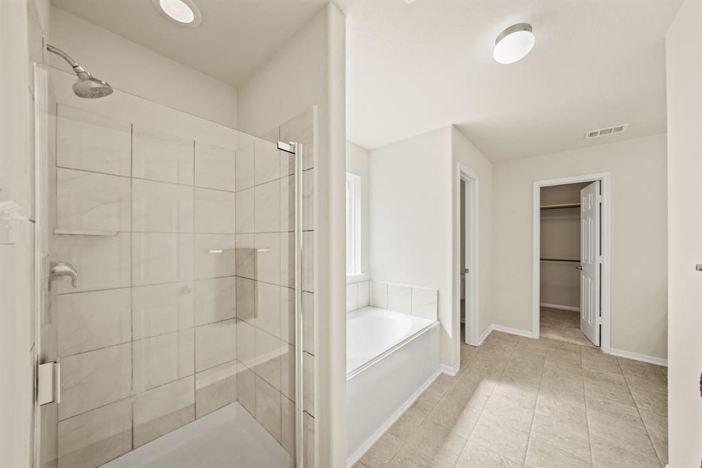 2210 Forest Floor Court, Rosenberg, Texas image 20