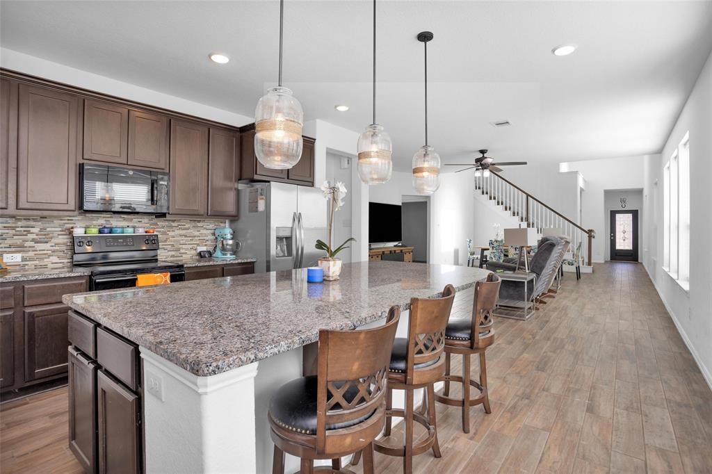118 Emory Birch Drive, Montgomery, Texas image 16