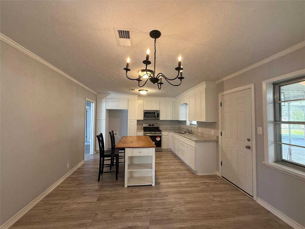 1410 Dogwood, Woodville, Texas image 5