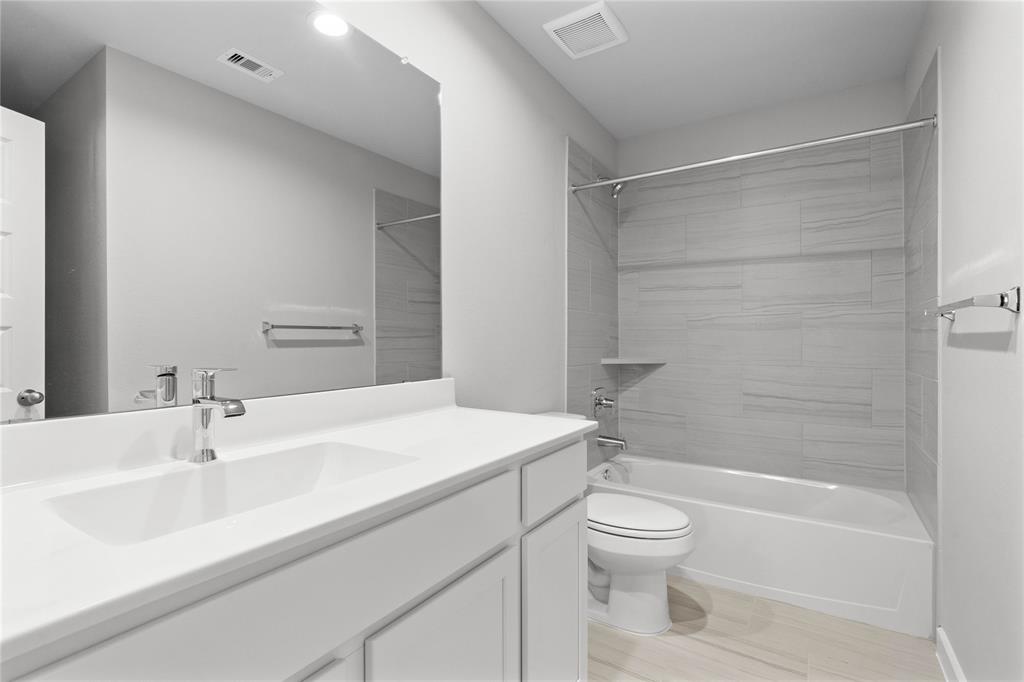 2643 Village Side Trail, Rosenberg, Texas image 14