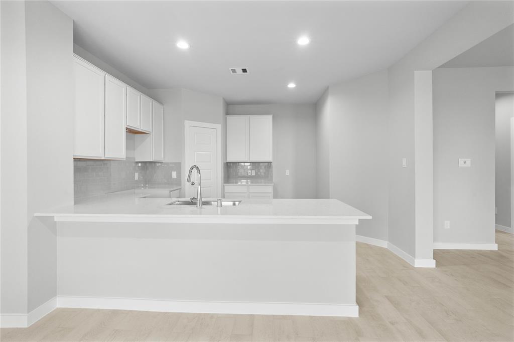 2643 Village Side Trail, Rosenberg, Texas image 7