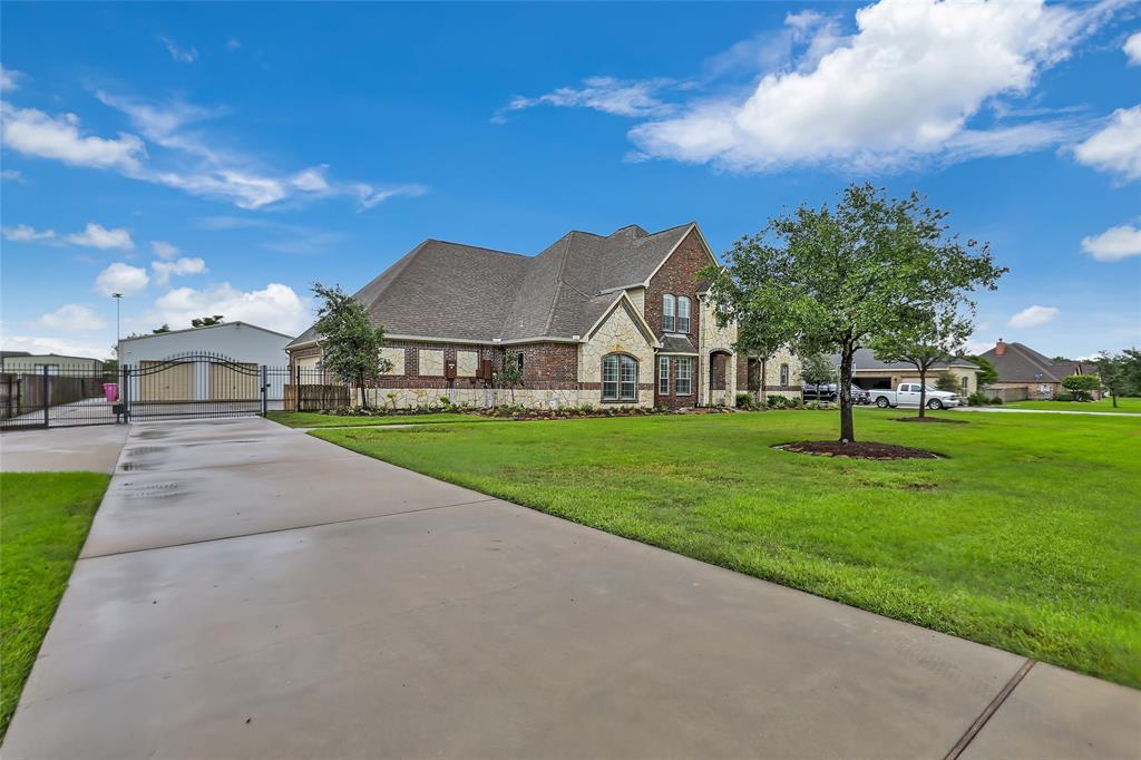 5103 Landon Lane, Baytown, Texas image 42