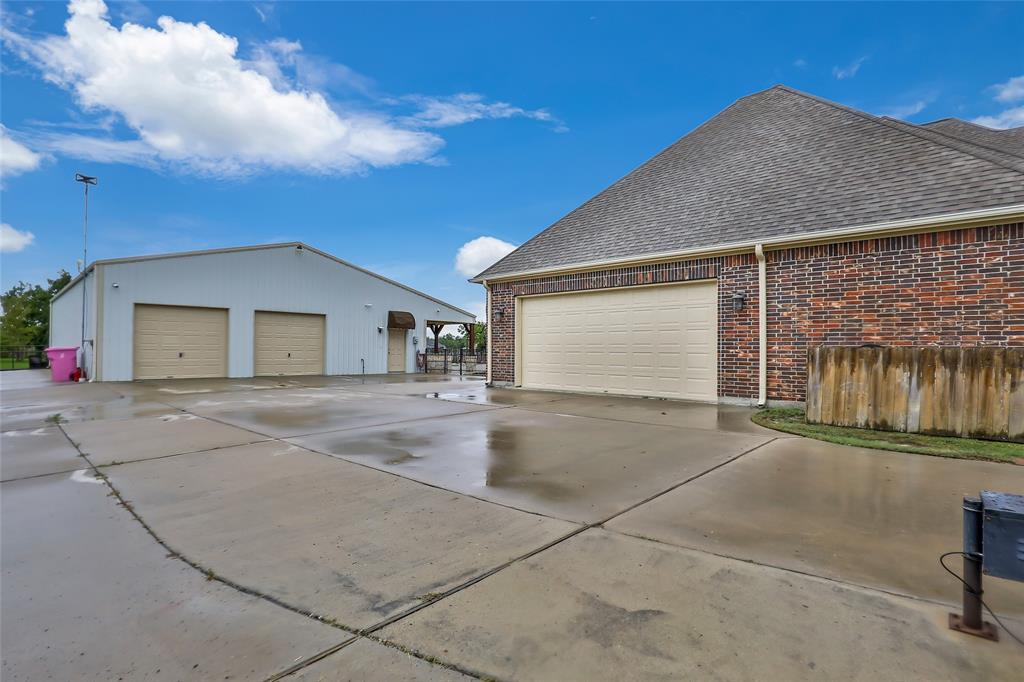 5103 Landon Lane, Baytown, Texas image 43