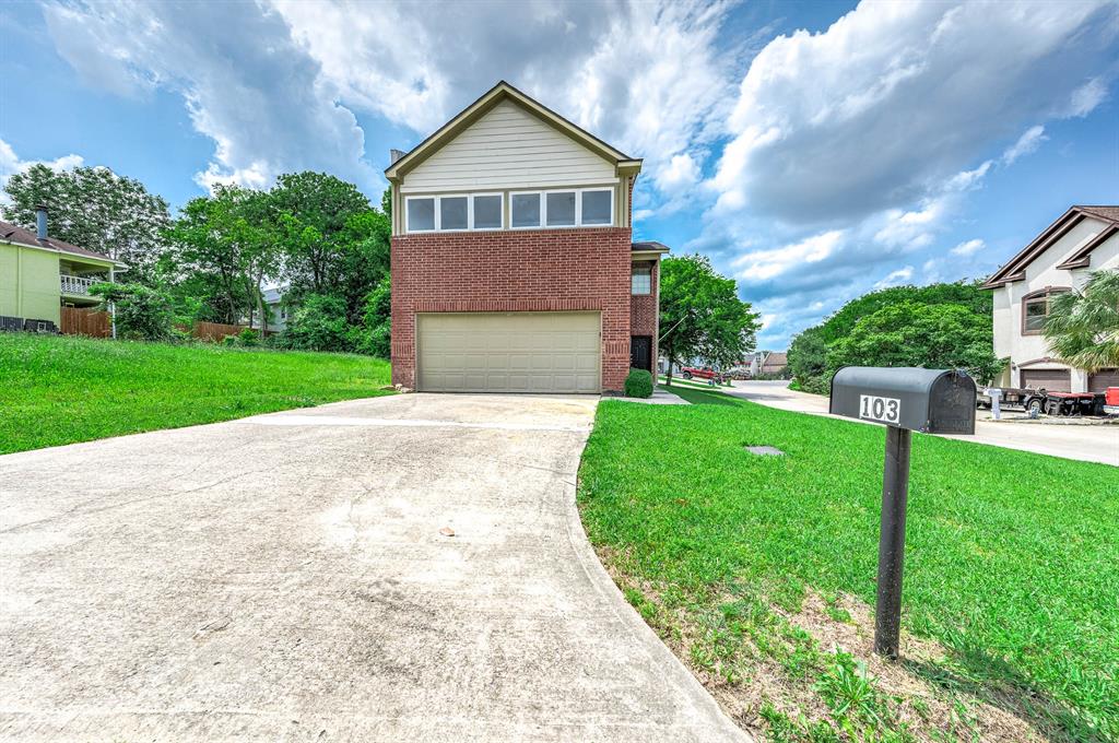 103 Capetown Circle, Conroe, Texas image 1