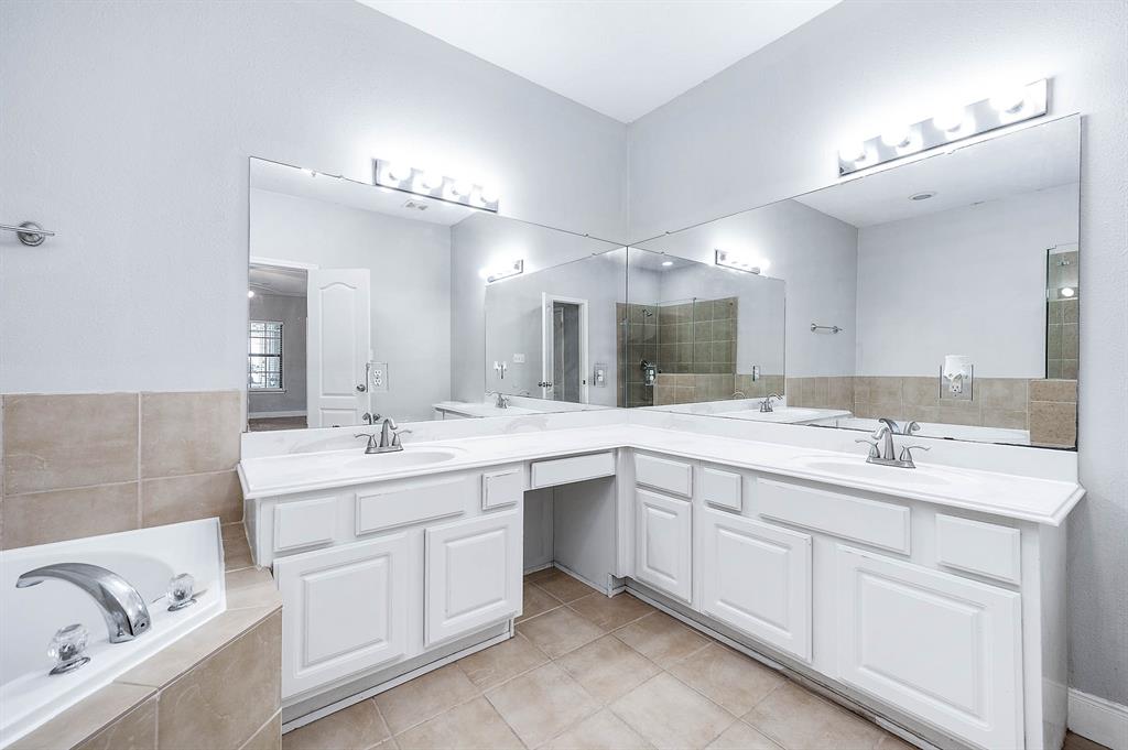 103 Capetown Circle, Conroe, Texas image 15