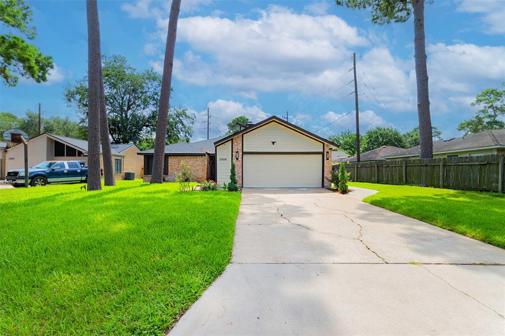 11906 Rowood Drive