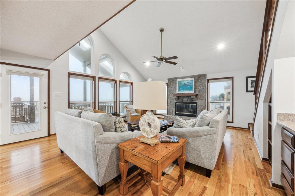 16606 Bayfront Drive