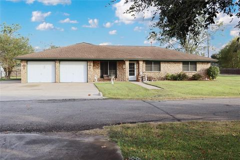 A home in Brazoria