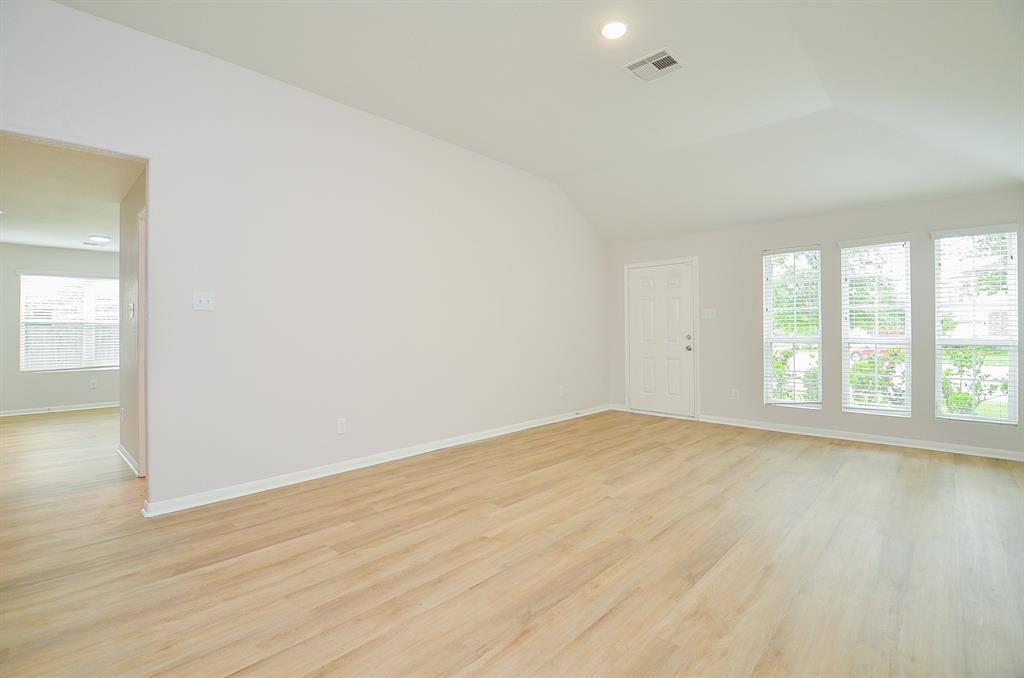 15218 Taos Creek Court, Cypress, Texas image 5