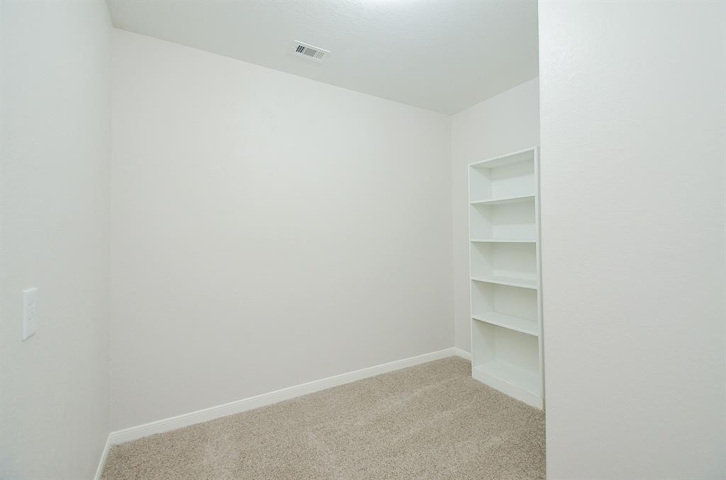15218 Taos Creek Court, Cypress, Texas image 16