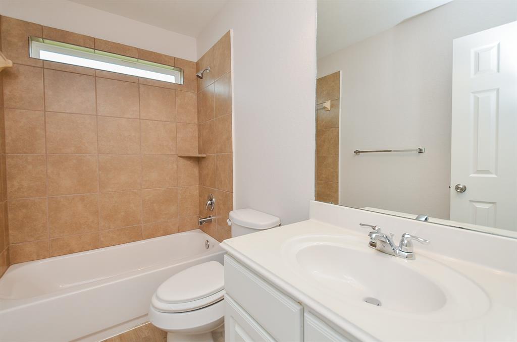15218 Taos Creek Court, Cypress, Texas image 13