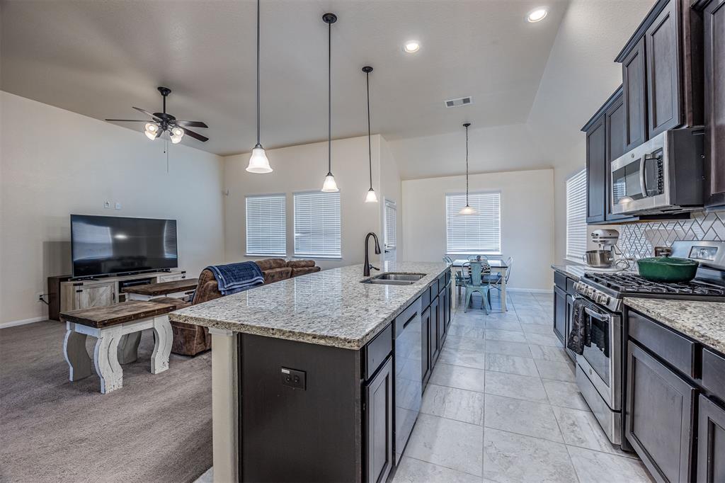 214 San Bernard Drive, Baytown, Texas image 25