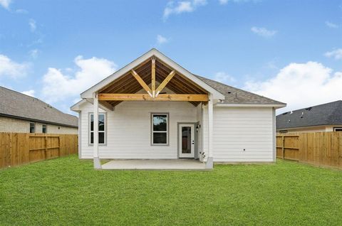 A home in Anahuac