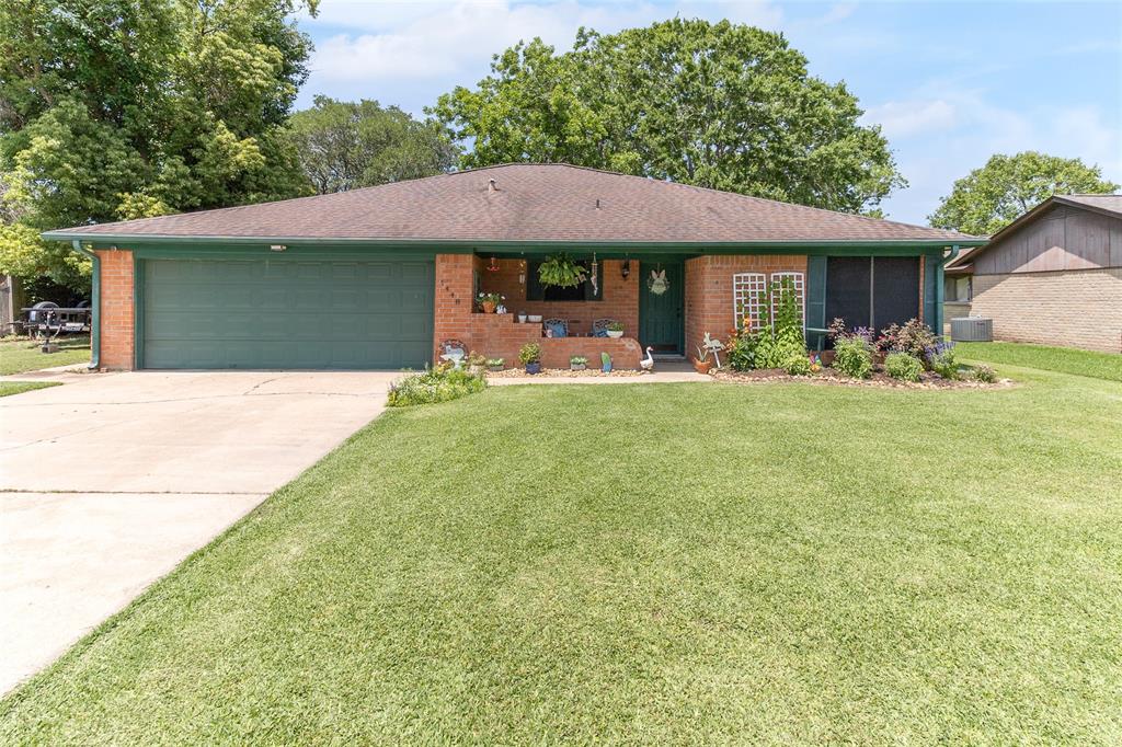 1448 Camellia Drive, Sweeny, Texas image 1