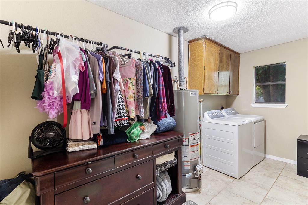 1448 Camellia Drive, Sweeny, Texas image 23
