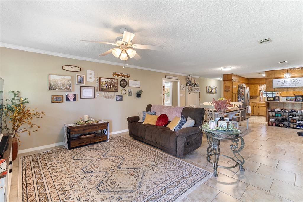 1448 Camellia Drive, Sweeny, Texas image 5
