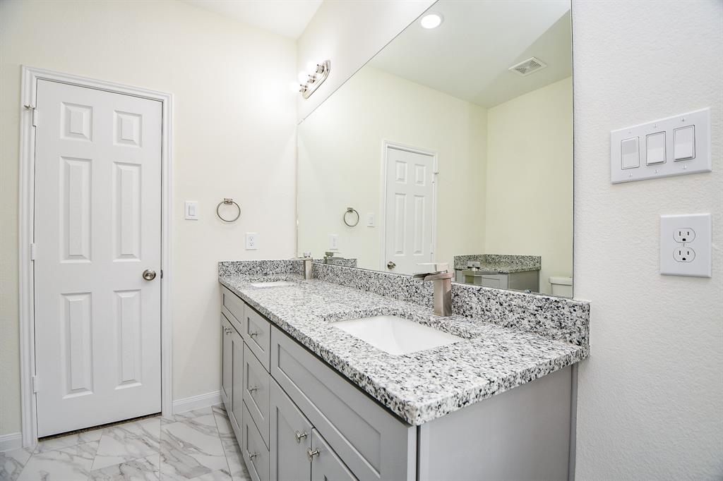 2803 Bowlin Leaf Lane, Houston, Texas image 21